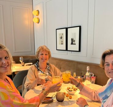 Vieren van de partnership met coaching the shift en sterk op je werk eva buyck magaly en dorothee Vieren van de partnership met coaching the shift en sterk op je werk eva buyck magaly en dorothee